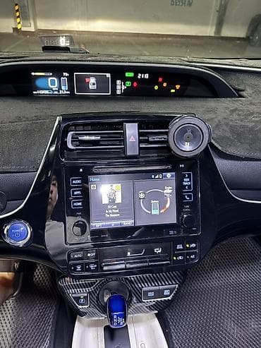 prius: Toyota Prius: 2016 г., 1.8 л, Вариатор, Гибрид, Хэтчбэк — 6