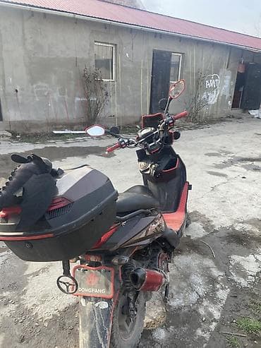 Скутеры: Скутер Dongfang (модель с внедорожным обвесом) Описание: - Двигатель — 1
