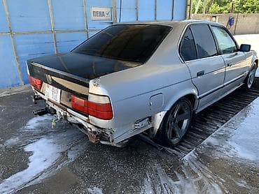 Продажа авто: BMW 5 series: 1991 г., 2 л, Механика, Бензин, Седан — 7