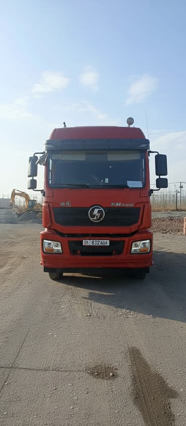 Тягач, Shacman, 2019 г., Контейнеровоз at lalafo.kg Тягач, Shacman, 2019 г., Контейнеровоз