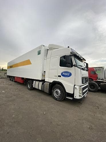 wuling mini ev: Тягач Volvo FH 440 с рефрижераторным полуприцепом - Марка и модель — 1