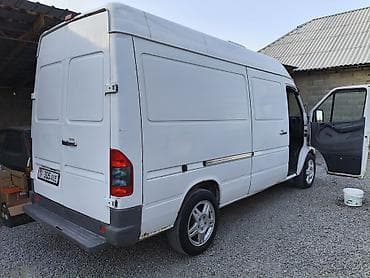сиденья стрим: Mercedes-Benz Sprinter фургон-рефрижератор (высокая крыша, длинная — 3