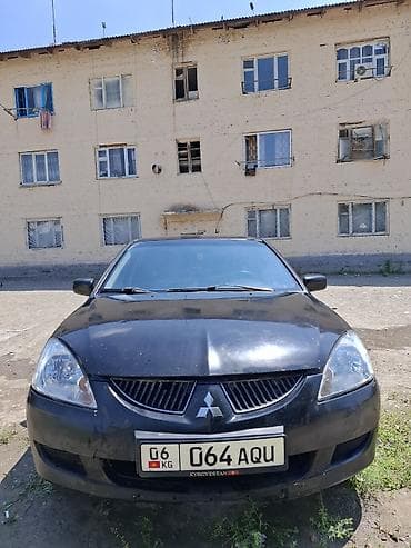 Mitsubishi Lancer: 2004 г., Седан