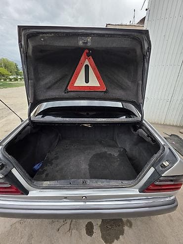 mercedesbenz 211: Mercedes-Benz E-Class: 1994 г., 2.2 л, Автомат, Бензин, Седан — 8