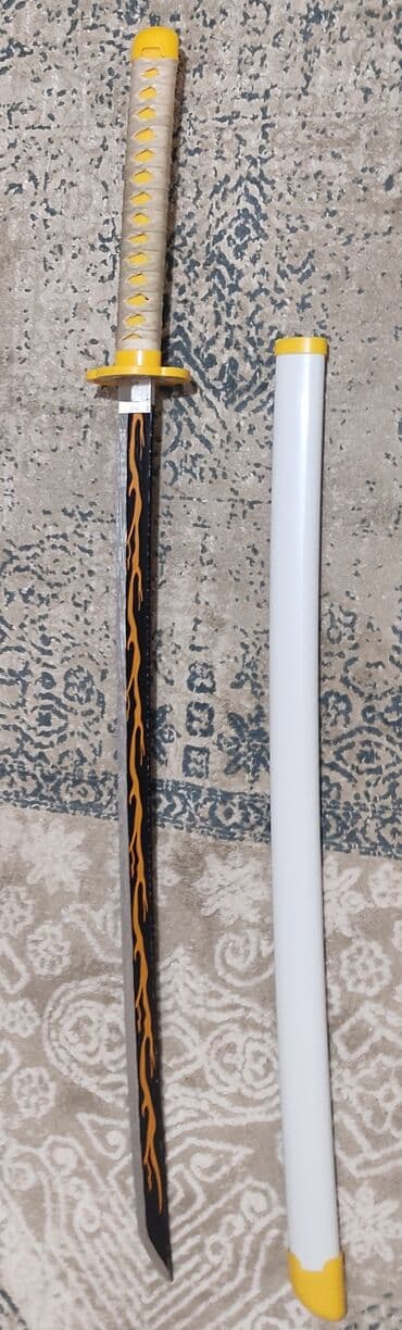 Декоративный меч-катана с ножнами (аниме-стилизация) - Материал