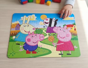 домик детей: Детские пазлы на картонной основе, набор из 3 картинок. - Формат — 1