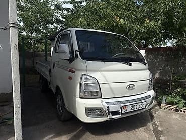 бак для машины: Hyundai Porter: 2017 г., 2.5 л, Автомат, Дизель, Фургон — 2