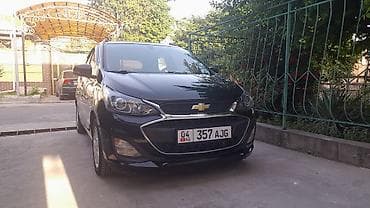 hundai elantra: Chevrolet Spark: 2019 г., 0.1 л, Автомат, Бензин, Хэтчбэк — 1
