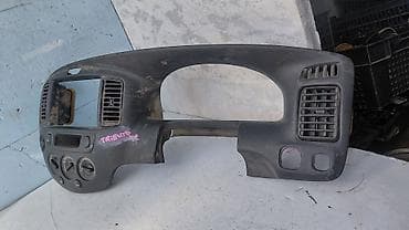 Сenter console Mazda 2003 г., Б/у, Оригинал, Япония — 2
