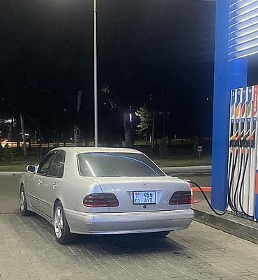 Mercedes-Benz E-Class: 2001 г., 3.2 л, Автомат, Дизель, Седан — 3