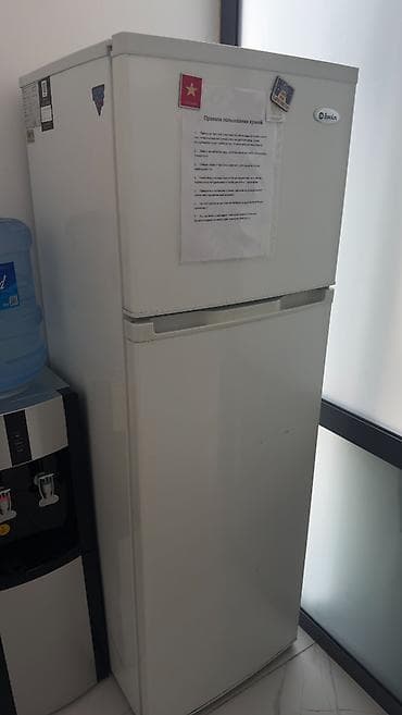 a 52: Холодильник Electrolux, Б/у, Двухкамерный — 1