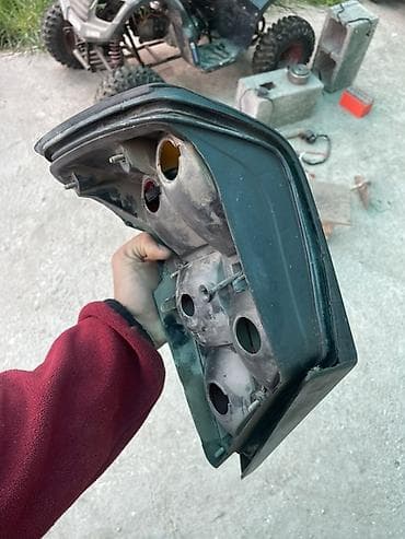 стекло блок: СРОЧНО ‼️ СТОП ФАРА ЗАДНИЙ ПРАВЫЙ МЕРСЕДЕС 124 О цене можно — 5