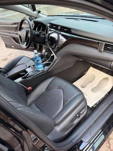 taeta: Toyota Camry: 2020 г., 2.5 л, Автомат, Гибрид, Седан — 6