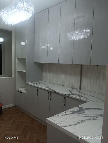 цена столешницы на кухню: Рабочий стол 2 шт шкаф для книга 1 шт консоль для косметики 1 шт все — 2