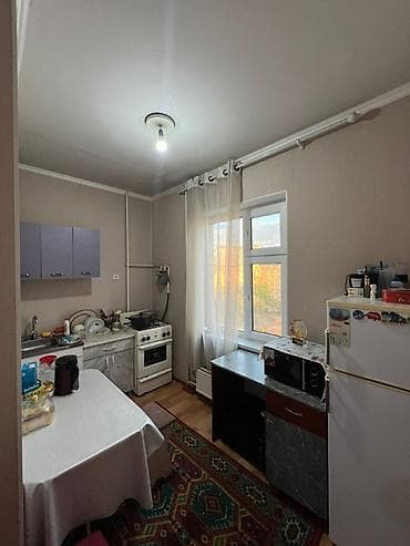 Квартиры: 1 комната, 32 м², 106 серия, 6 этаж, Старый ремонт — 3
