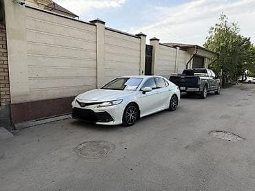 Toyota Camry: 2021 г., 2.5 л, Автомат, Бензин, Седан at lalafo.kg Toyota Camry: 2021 г., 2.5 л, Автомат, Бензин, Седан