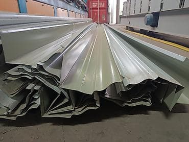 Профнастил: Профнастил/профлист металлический, светло‑серого оттенка (близкий к — 1