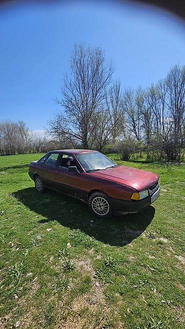 Audi 80: 1983 г., Ручные, Бензин, Седан