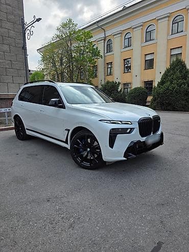 резина на бмв: BMW X7: 2023 г., 4.4 л, Автомат, Бензин, Внедорожник — 1