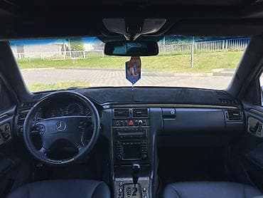 Продажа авто: Mercedes-Benz E-Class: 2001 г., 3.2 л, Автомат, Бензин, Седан — 5