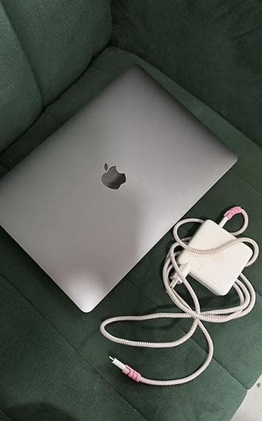 hp 45: MacBook Pro 13" (2022) на чипе Apple M2 Характеристики: - Дисплей — 1
