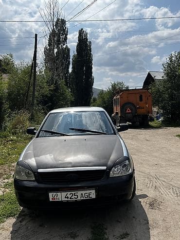 Унаа: ВАЗ (ЛАДА) Priora: 2008 г., 1.6 л, Кол менен иштөөчү, Бензин, Хетчбек — 3