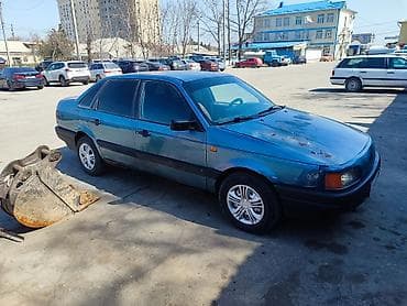 1991: Volkswagen Passat: 1991 г., Бензин, Седан — 3
