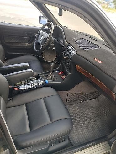 bmw 850: Продаю БМВ е34 96г.обьем 25 салон коженый машина очень хорошем — 1