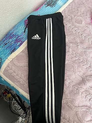сумки женские б: Спортивный комплект Adidas: футболка + брюки - Футболка: белая — 2
