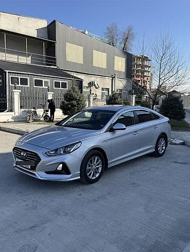 Hyundai Sonata: 2018 г., 2 л, Автомат, Бензин, Седан