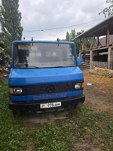 авто вит: Грузовик, Mercedes-Benz, Стандарт, Б/у — 3