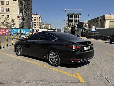 rex sprinter: Lexus ES: 2019 г., 2.5 л, Вариатор, Гибрид, Седан — 5