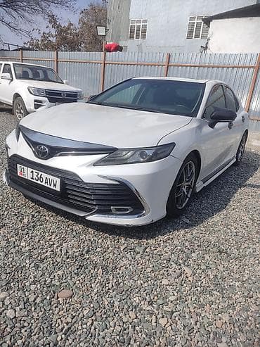 стрим 2 куб: Toyota Camry: 2022 г., 2 л, Автомат, Бензин, Седан — 1