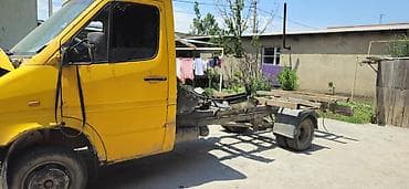 eafc 25: Кабина Mercedes-Benz Б/у — 2