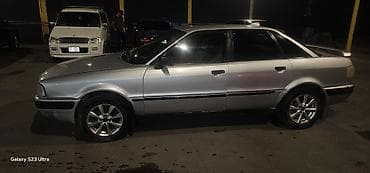 Унаа: Audi 80: 1992 г., 2 л, Кол менен иштөөчү, Бензин, Седан — 3