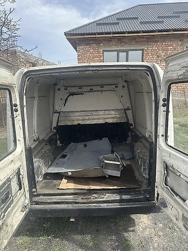 киа bongo: Легкий грузовик, Ford, Стандарт, До 1 т, Б/у — 4