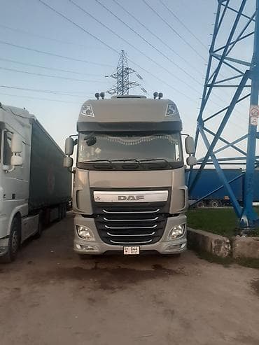 sprinter delfin: Тягач, DAF, Тентованный — 1