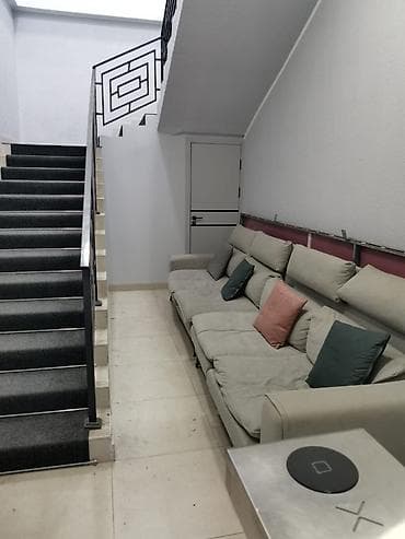 сдае: Аренда офисов, 280 м², В жилом комплексе, 1 линия, С оборудованием, С отдельной кухней — 8