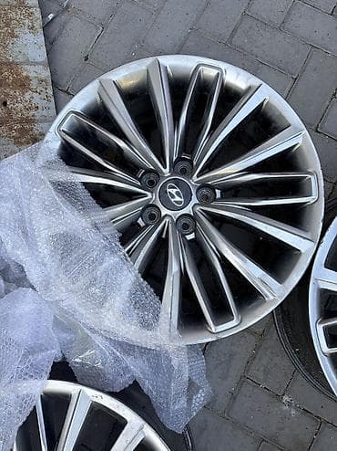 Колеса в сборе 245 / 40 / R 19, Лето, Б/у, Комплект, Легковые, Литые, отверстий - 5 — 2