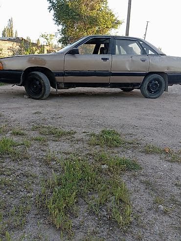 радар авто: Audi 100: 1983 г., 1.8 л, Кол менен иштөөчү, Бензин, Седан — 7