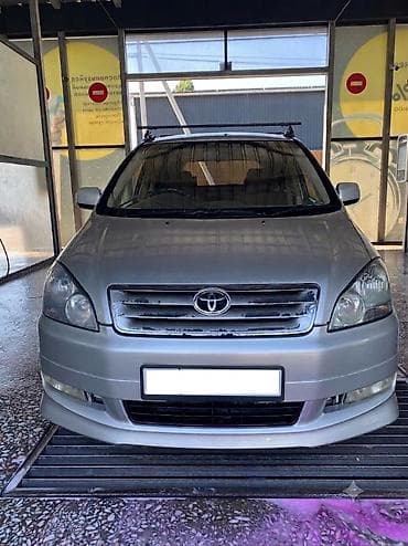 Toyota Ipsum: 2003 г., 2.4 л, Автомат, Бензин, Минивэн — 1