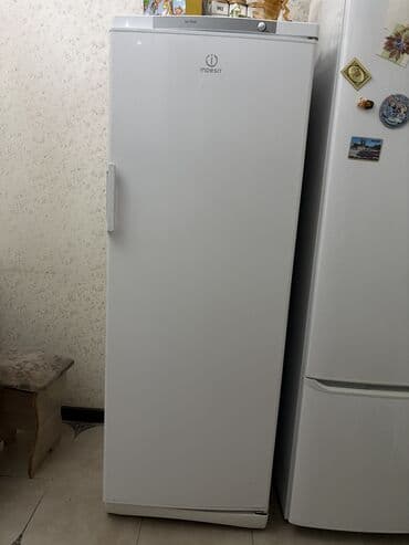 гладильный шкаф: Морозильник — 2