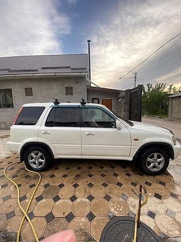 продаю примоток: Honda CR-V: 1998 г., 2 л, Автомат, Бензин — 2