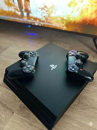 PS4про Cux-7218. 🗃️1тб Комплекте идут : 🕹️🕹️ 2-джойстика 💿 Диск