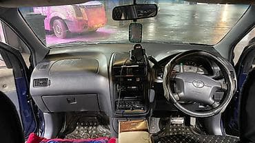 калганы: Toyota Ipsum: 1996 г., 2 л, Автомат, Бензин, Вэн/Минивэн — 8
