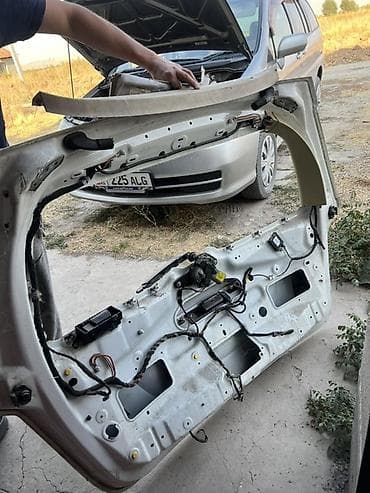 g 63: Крышка багажника Mercedes-Benz, Оригинал — 1