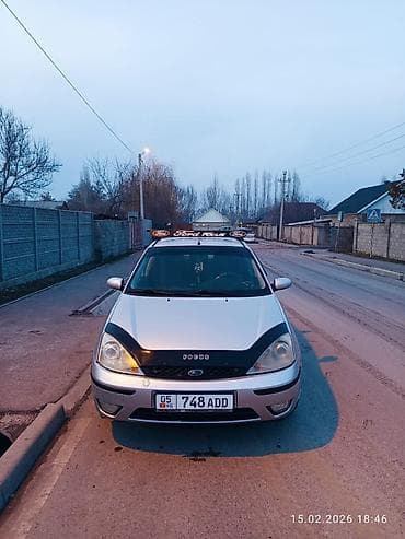 Ford Focus: 2002 г., 1.6 л, Механика, Бензин, Хэтчбэк