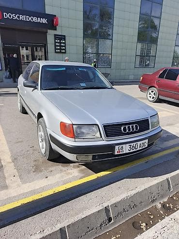 Audi 100: 1991 г., 2 л, Механика, Газ, Седан — 3