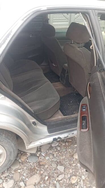 торнео аккорд: Автомобиль седан, белый цвет. Передний привод. Кузов с классической — 5