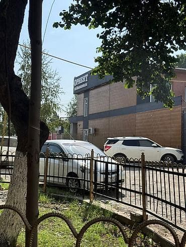 верхний орок: 2 комнаты, 44 м², 3 этаж, Старый ремонт — 1